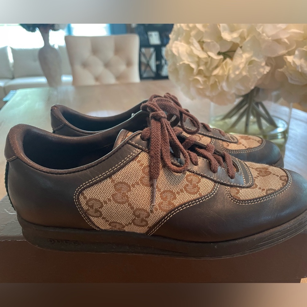 Vintage Women’s Gucci Sneakers